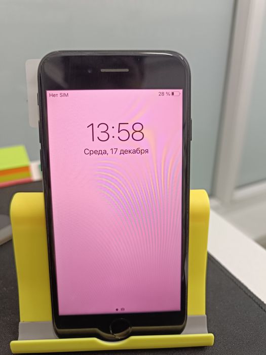 Продаю айфон 7 без обмена и торга