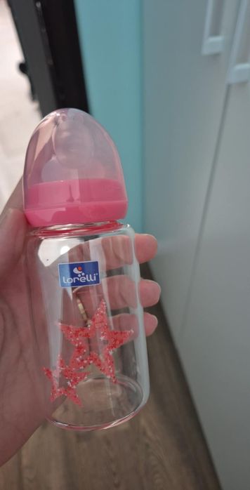 Бебешки шишета различни видове