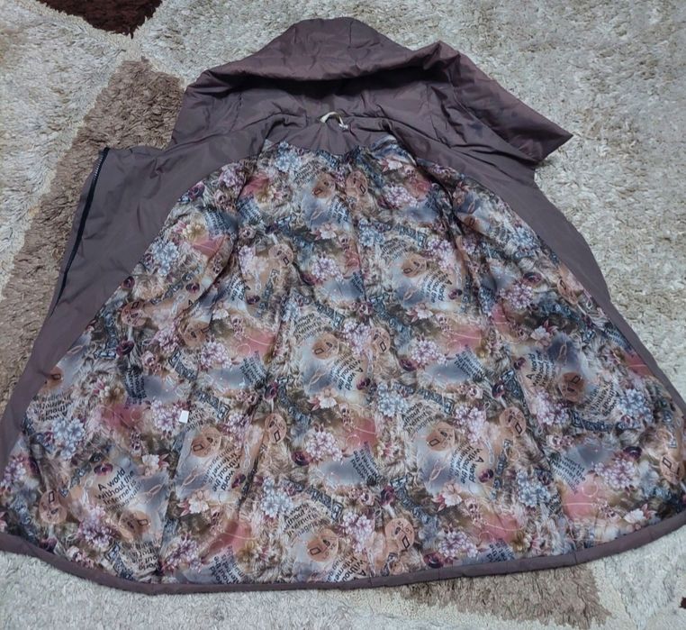 Продам демисезонную куртку