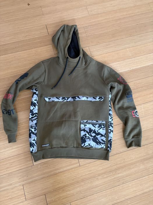 Продаяам марково суитшери