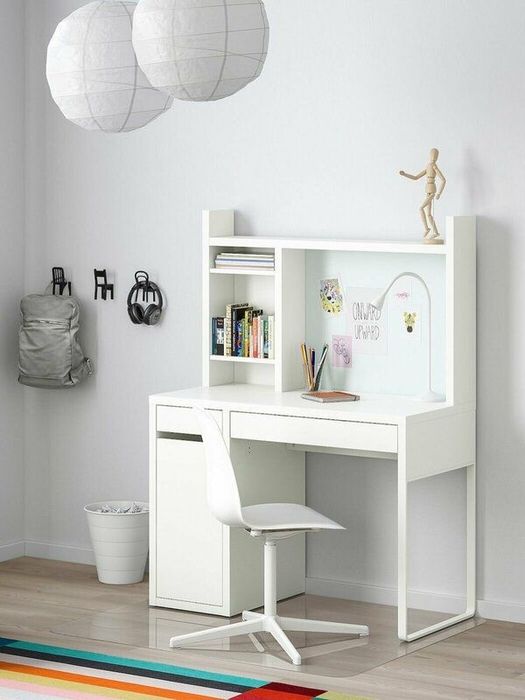 Стол письменный Икеа