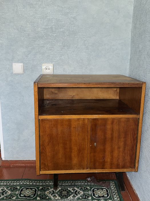 Тумба советских времен