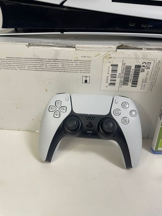 PlayStation 5 (PS5) Disk Edition