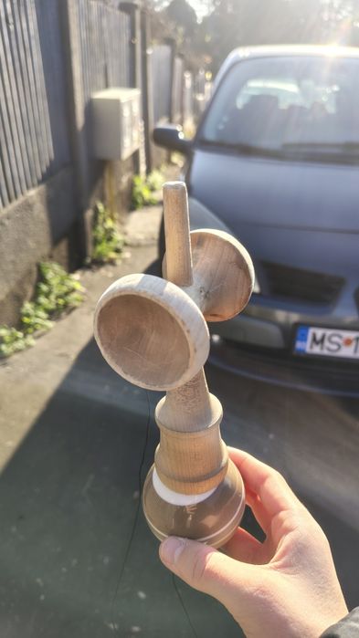 Vand kendama  făcută pe piese  fac și schimb