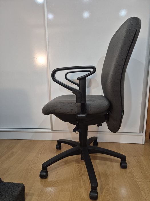 Scaun de birou reglabil