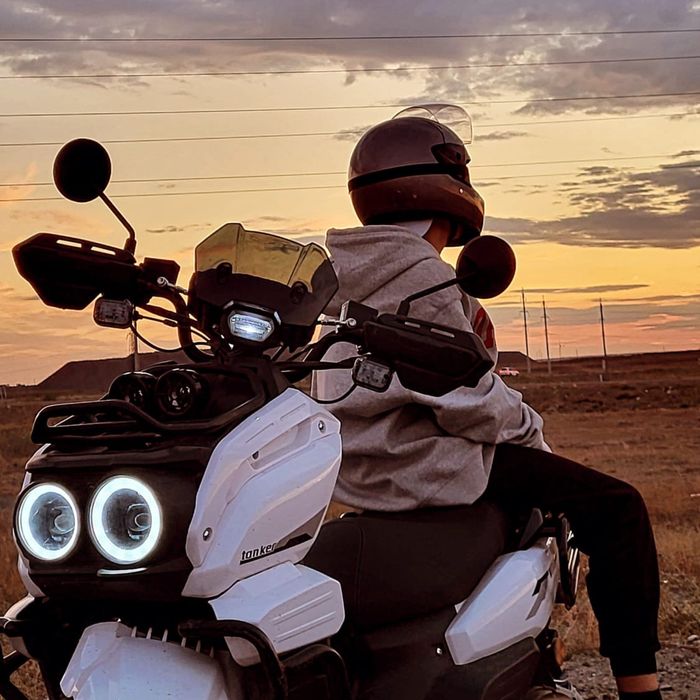 Tank sports скутер