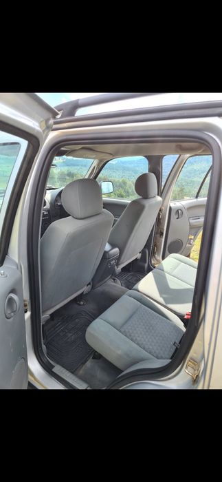 JEEP Cherokee 2005 — imagine 3
