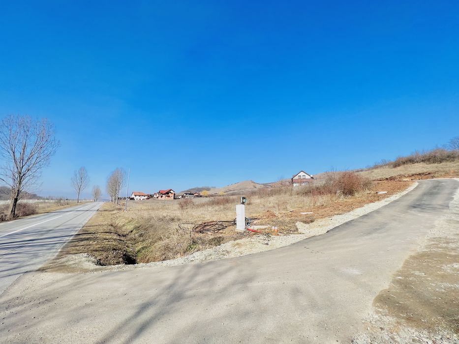 Teren cu toate utilitatile, in Teleac/ Ciugud, 7km de Centru Alba