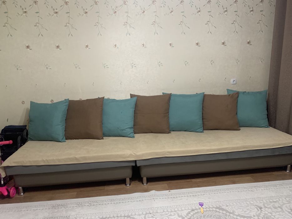 Диван для гостиной