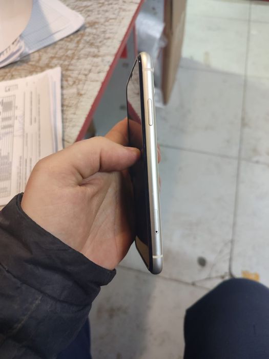 Айфон 11 64 гб в идеале