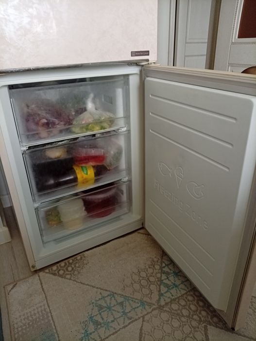 Продам холодильник