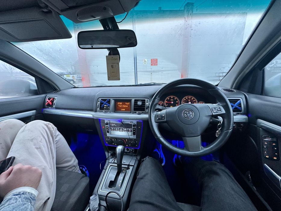 Vând Opel Vectra an2008 150cp