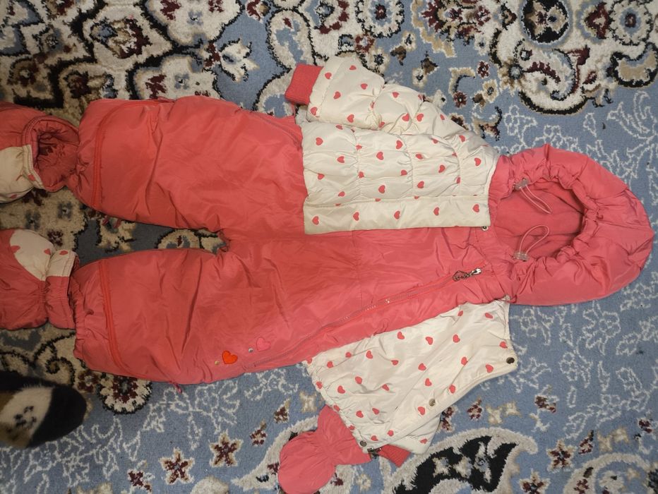 Продам зимний детский комбинезон