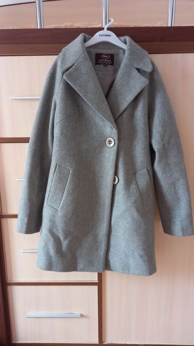 Пальто осеннее .