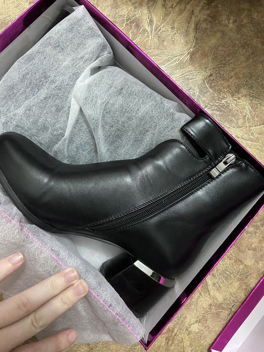 Демисезонные ботинки