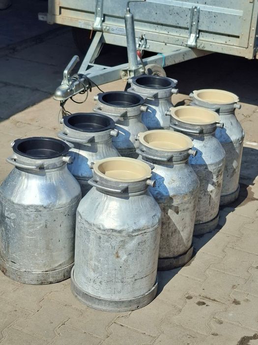 Vând bidoane aluminiu