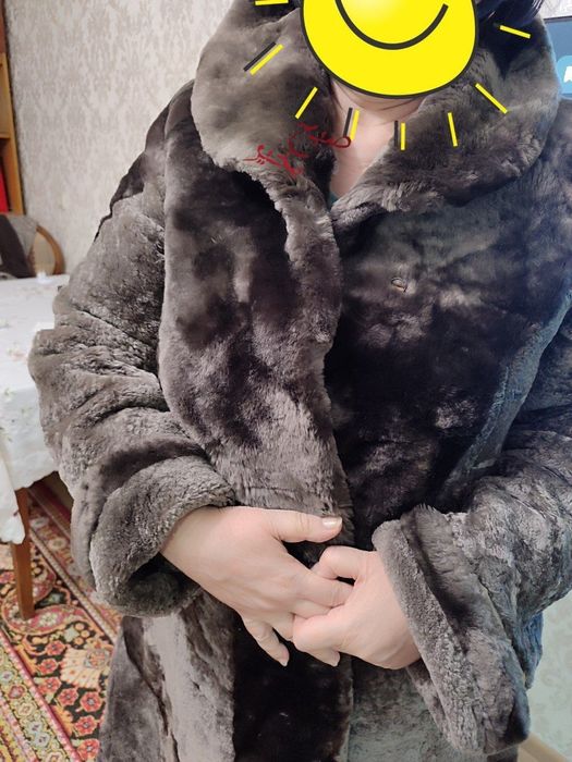 Шуба тёплая. Мутон