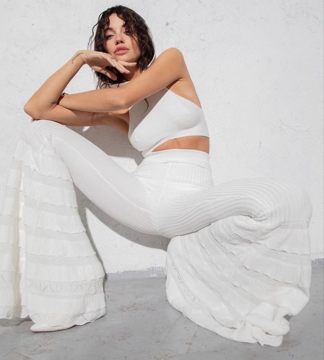 Клин на Alice Evis