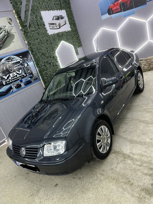 VOLKSWAGEN Bora 0 — imagine 1