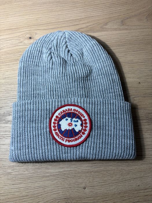 Caciula Canada Goose Gri