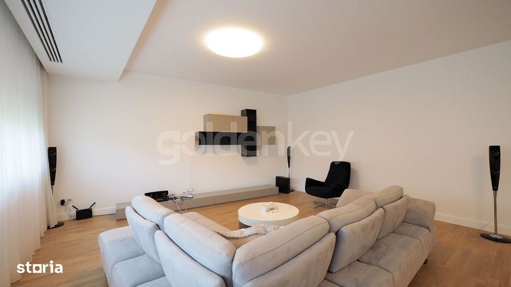 Apartament spatios cu 5 camere | 2 locuri de parcare