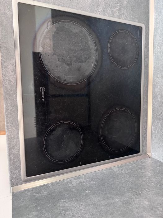 Фурна и котлон Neff