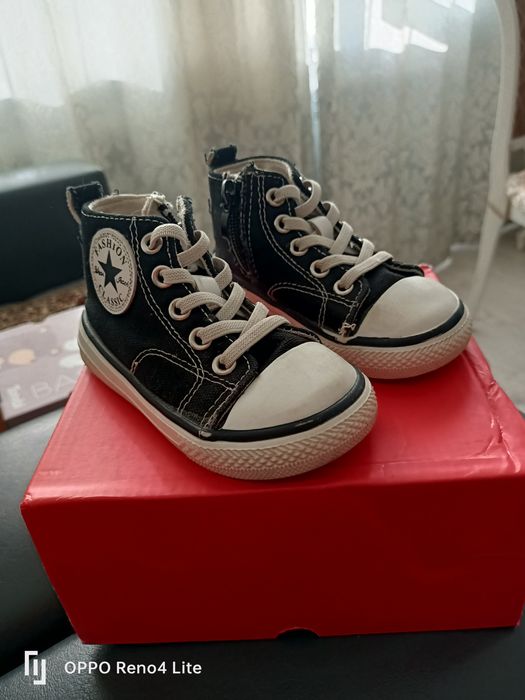 Продам обувь для мальчика.