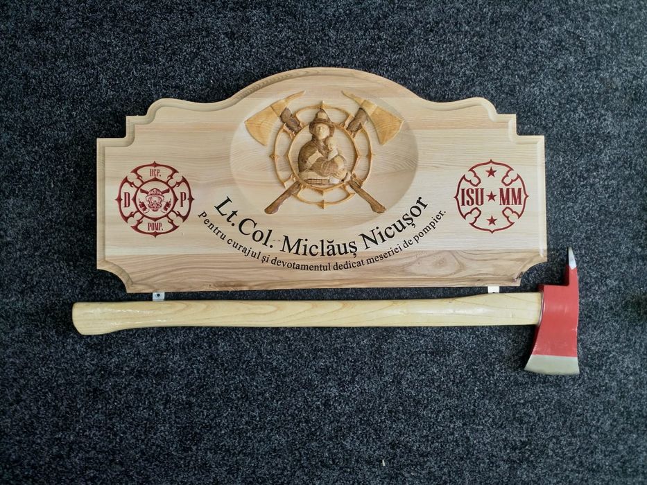 Panoplie lemn - cadou pensionare pompier