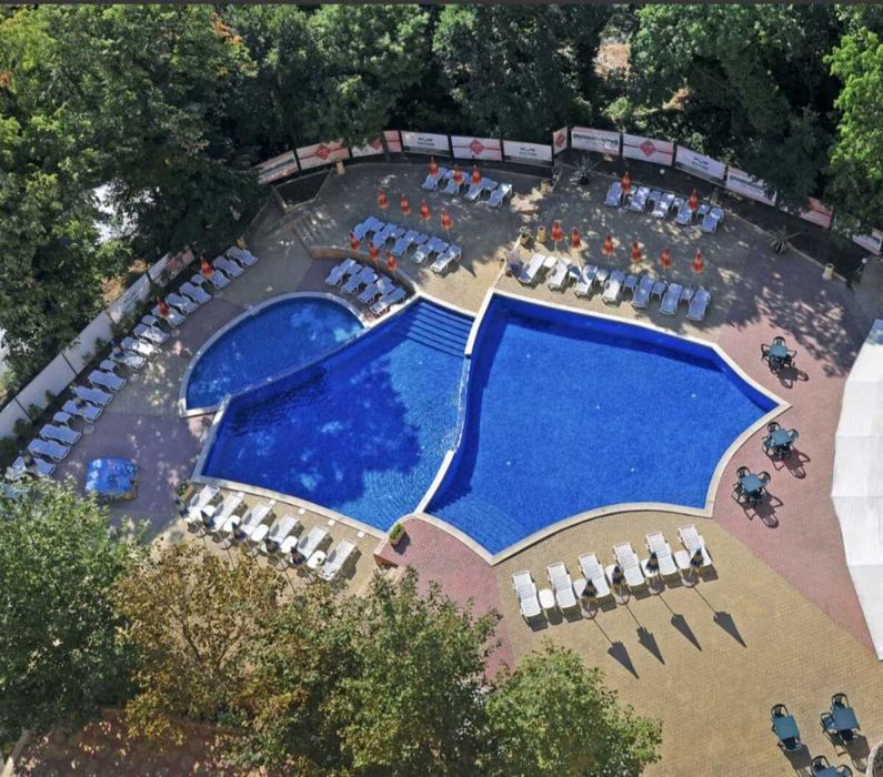 Продажба 2-стаен гр. Варна - к.к. Златни пясъци 89m²