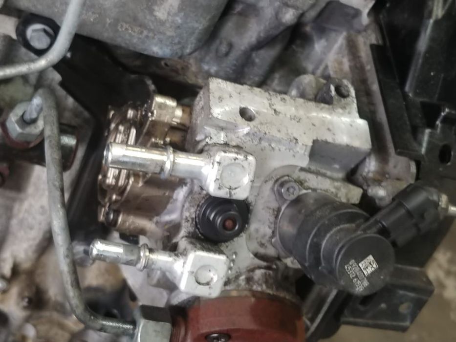 pompa inalta 1.5 tdci ugjc ford b-max fiesta 6  0445010577  cv2q9a543aa