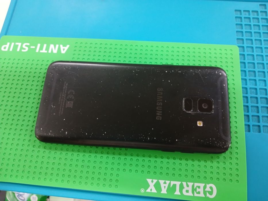 Продам Samsung A6 2018
