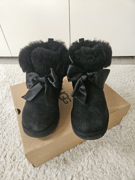 Ugg negre de vanzare