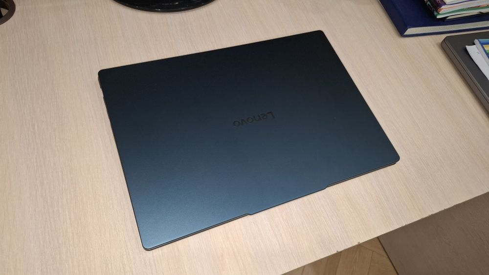 Lenovo Yoga Pro 7 14ASP10