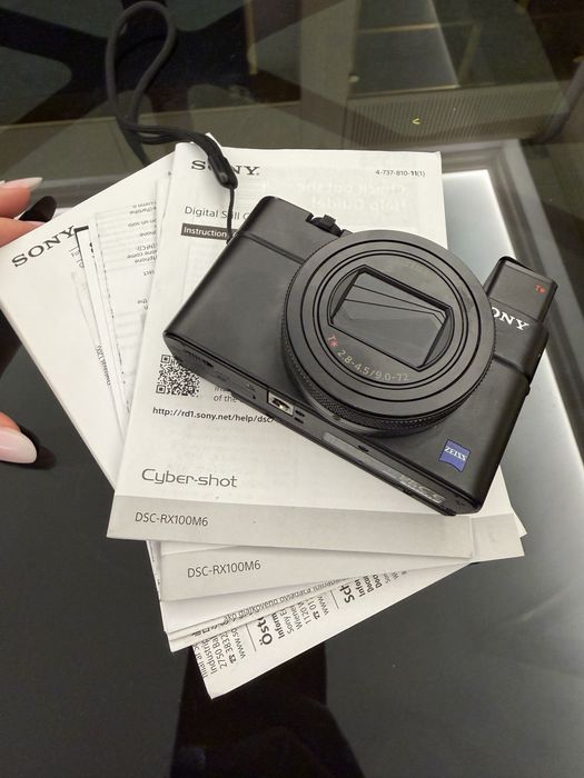 Aparat foto SONY  Cyber-shot DSC-RX100 VI (RX100 M6).