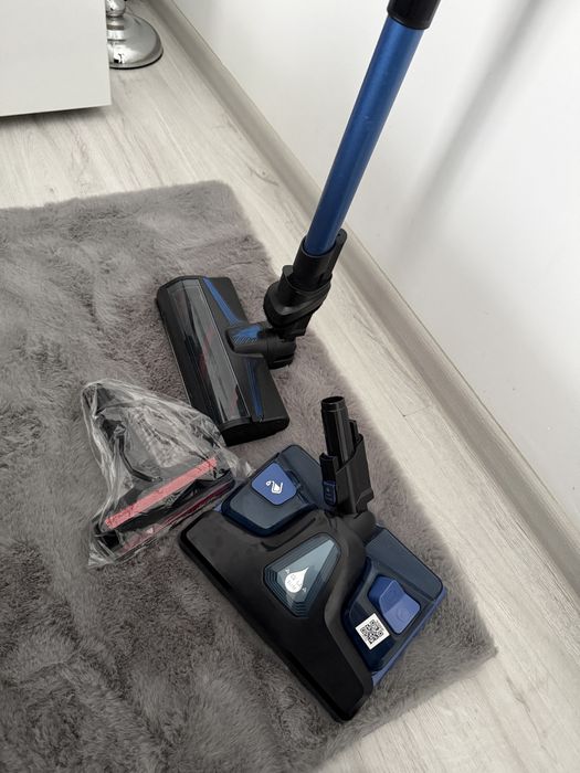 Aspirator vertical Rowenta X-Force Flex 9.60 Aqua RH20C4WO, 250 W