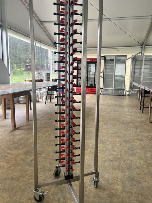 Vand suport farfurii