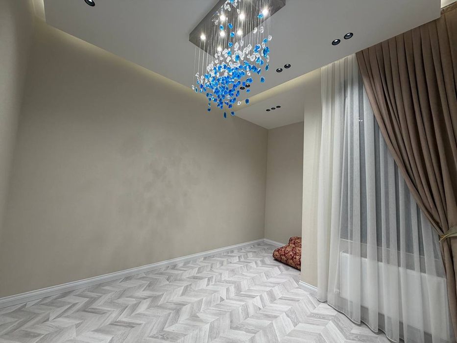 Алишеробод, Мирзо Улугбек! Продается таунхаус 230 кв.м