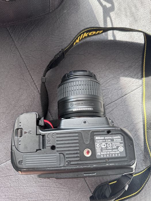 Nikon D7000 като нов