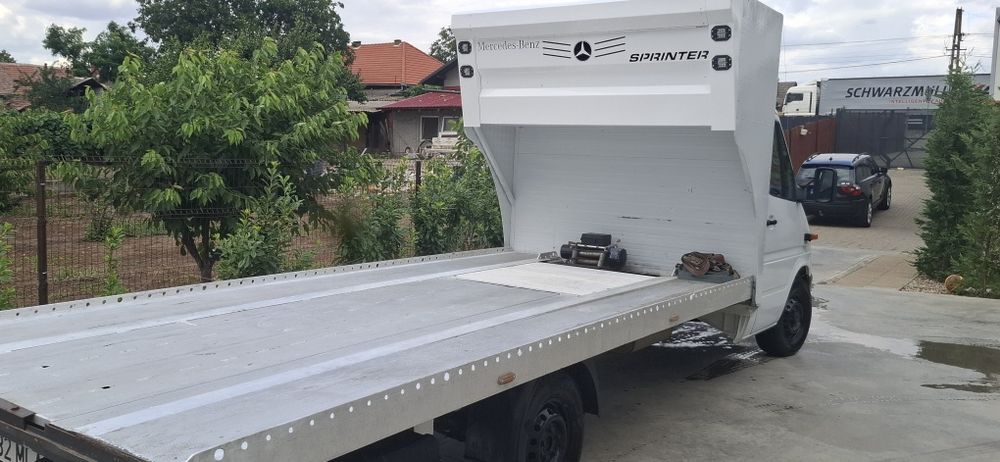 Asistenta rutiera Tractări Platformă Depanare Auto
