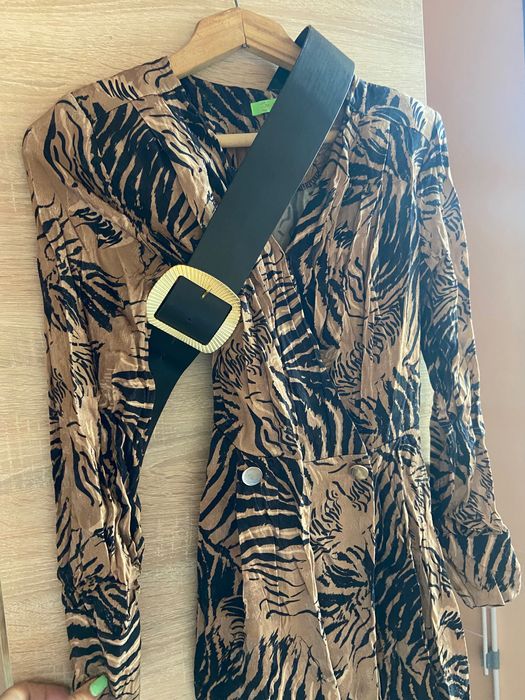 Стилна официална рокля