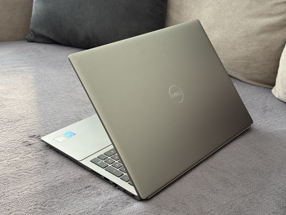 16’FHD+IPS/i7-1360p/Dell Vostro 5630/16GB DDR5/512GB SSD/Гаранция
