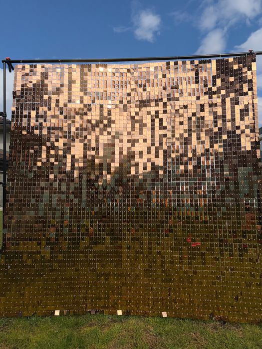 Стена от пайети под наем – фотозона /декорация за събития