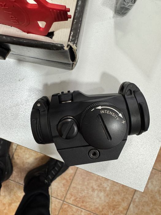 Бързомер Aimpoint micro h2