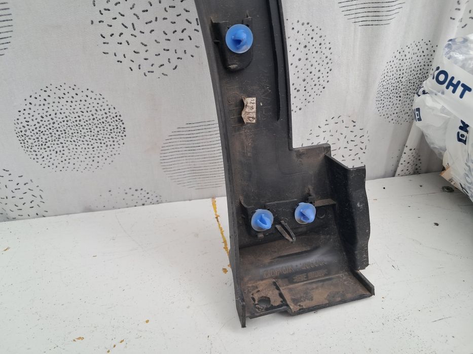 Лайсна преден   калник пежо 3008 Peugeot 3008 2024/2025г