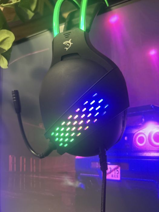 Vand casti Hiper X noi nouțe