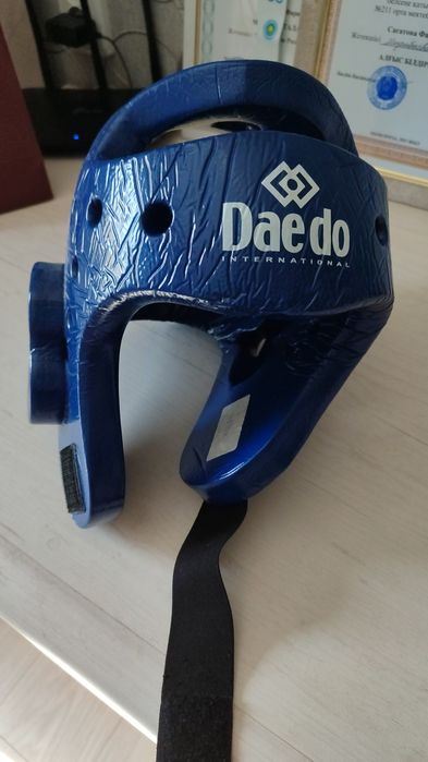 Спорттық киімдер сатылады