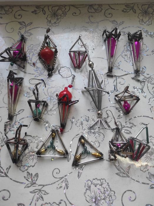 Бусы и игрушки из стекляруса