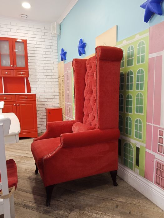 Продам кресло трон