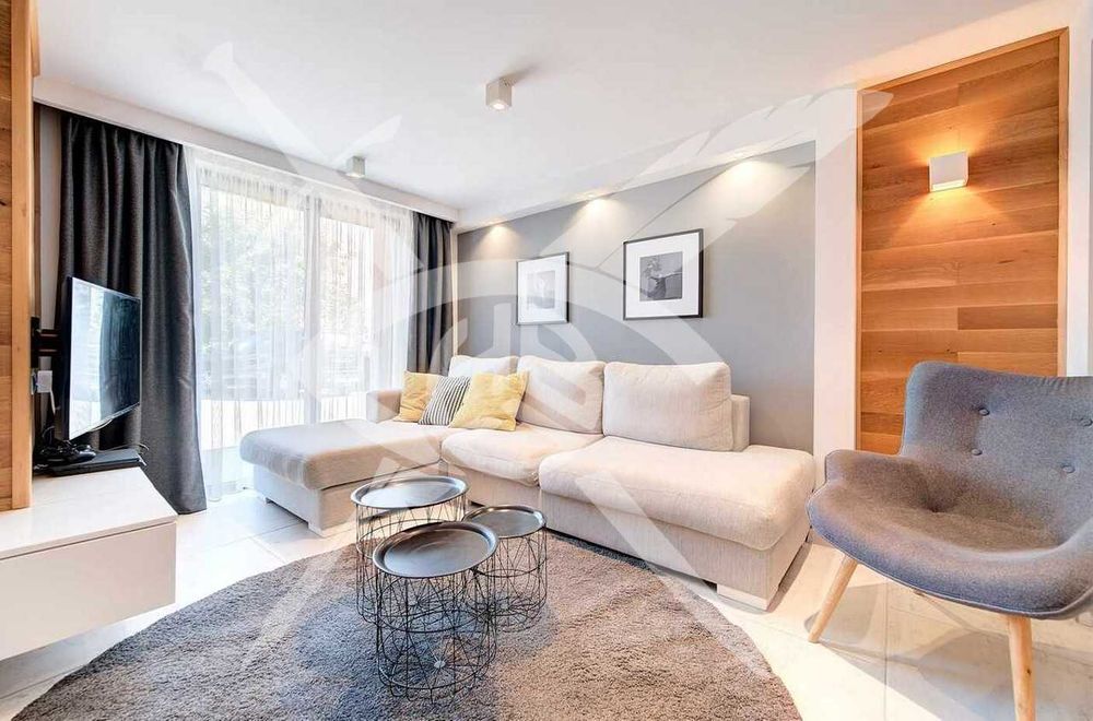 Дава се под наем Къща в Варна, м-т Евксиноград - 550 кв.м за 7500 € - Снимка #2