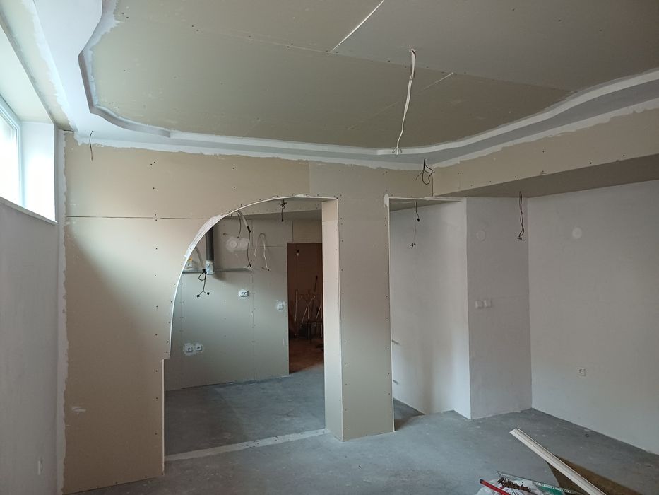 Продава се Четиристаен апартамент в Кърджали, Възрожденци - 94 кв.м за 1118 €/кв.м - Снимка #11